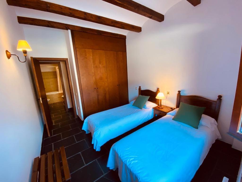 Apartamentos Linsoles Eriste Extérieur photo